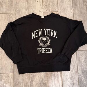 Oversized black New York Crewneck